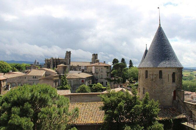 carcassonne-s-medieval-walls-a-self-guided-tour