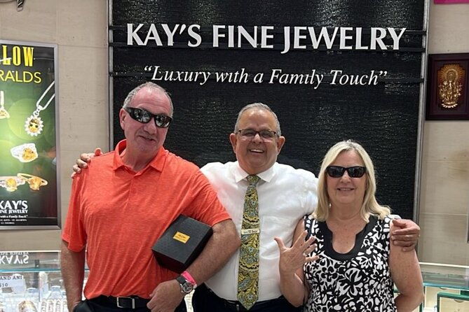 champagne-and-diamond-shopping-experience-in-st-maarten