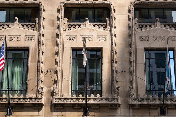 chicago-walking-tour-the-magnificent-mile-2