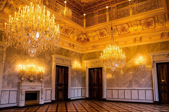 city-tour-and-castle-tour-with-green-vaults-parade-rooms-and-much-more-2