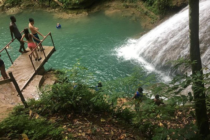 combo-tour-dunns-river-falls-and-horse-back-riding