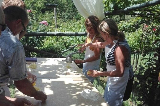 cooking-class-traditional-dishes-of-the-mediterranean-diet