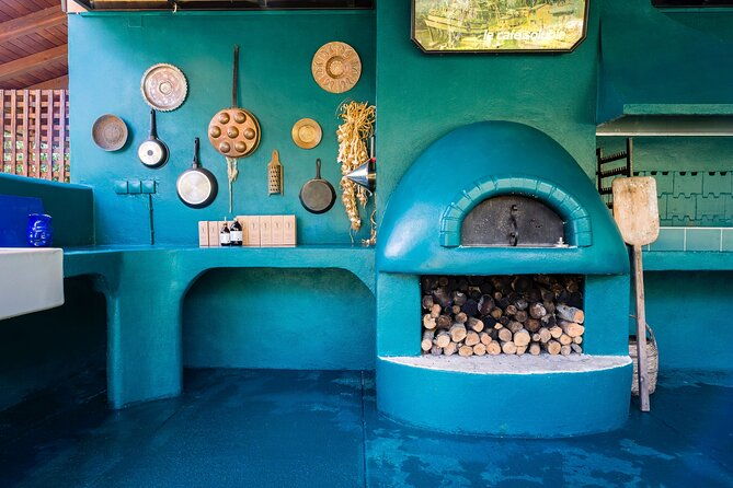 corfu-organic-olive-oil-tasting-at-family-farm