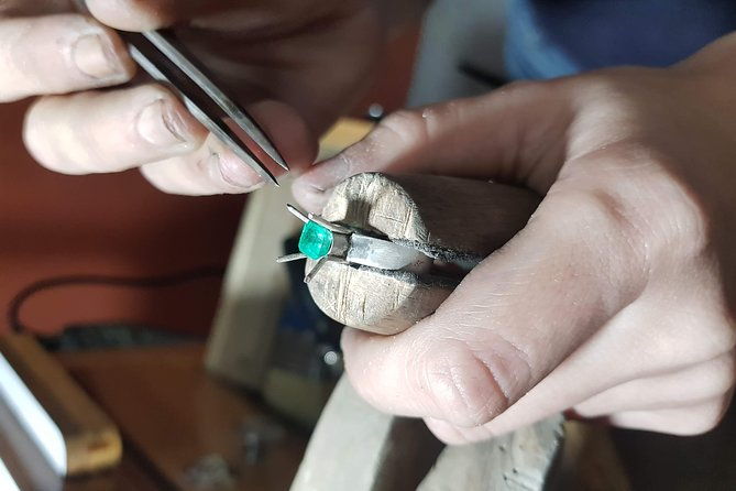 create-your-own-colombian-emerald-ring