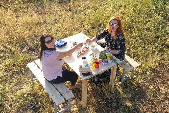 cretan-farm-tour-with-cheese-making-picnic-with-cretan-vibes