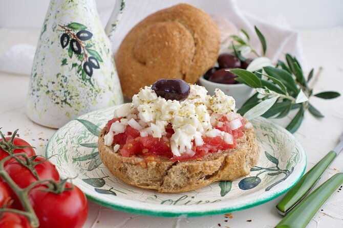 cretan-flavors-cooking-lessons-and-wine-tasting-small-group-2