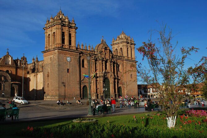 cusco-city-sightseeing-san-pedro-market-cathedral-and-qorikancha-temple