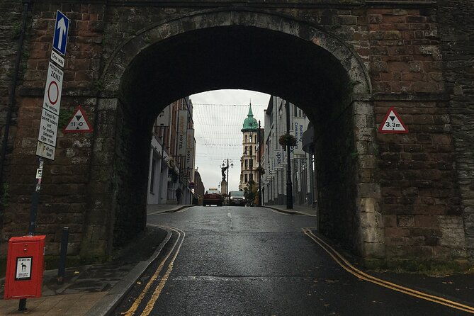 derrie-danders-a-self-guided-audio-tour-of-the-walled-citys-west