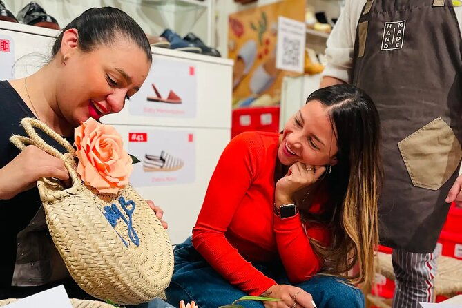 design-and-craft-a-raffia-bag-in-puerto-plata