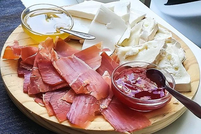 discover-tavira-tapas-and-wine-tour-2