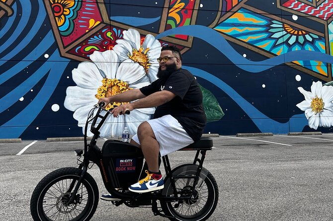downtown-dallas-night-sightseeing-2-hour-e-bike-tour