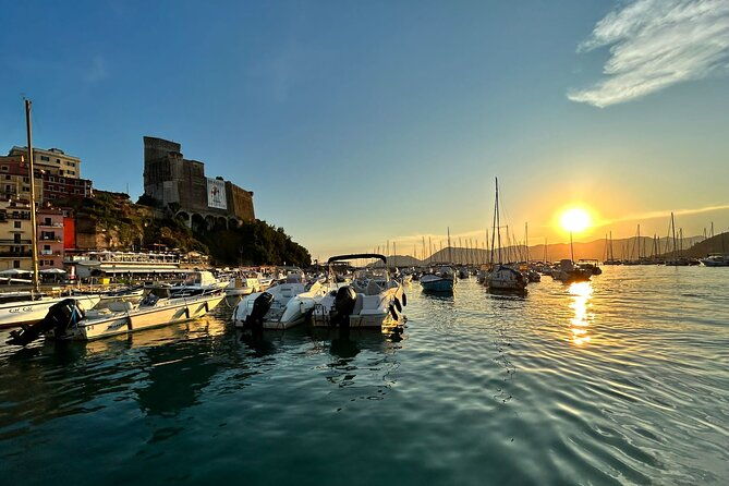 dream-tour-by-boat-in-la-spezia-portovenere-lerici-islands-2