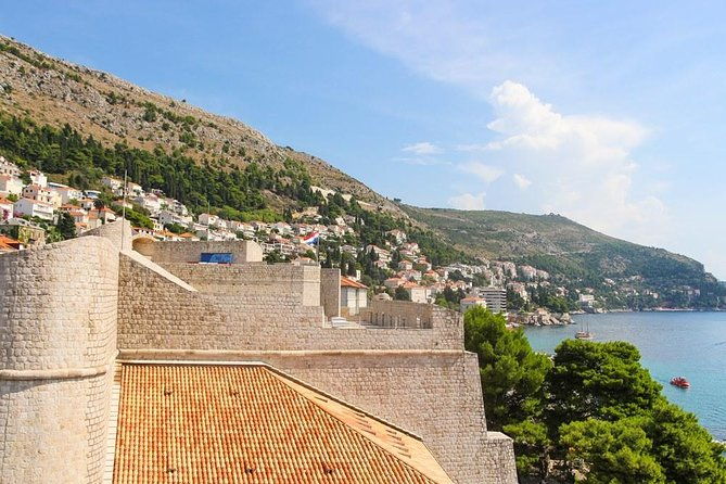 dubrovnik-city-walls-walking-tour-entrance-ticket-included