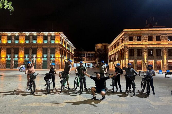 e-bike-city-tour-medellin-with-local-snacks-and-local-beer