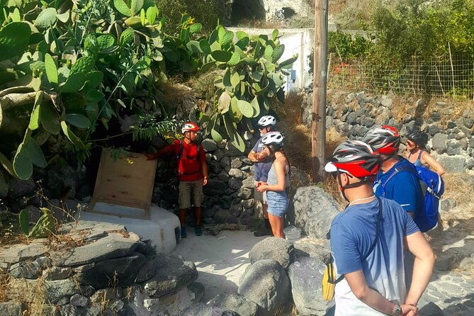 e-bike-tours-explore-thirasia-santorini