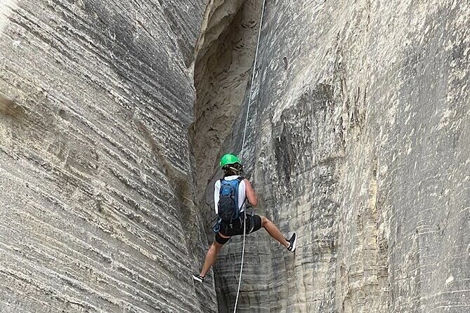 east-zion-elk-heart-cliffs-via-ferrata-and-rappelling-3hr