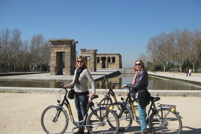 electric-bike-rental-with-phone-holder-and-self-guided-tour-2