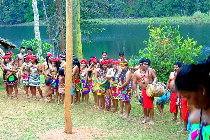 embera-village-tour-from-panama-city