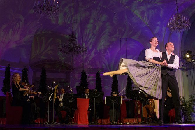 exclusive-evening-at-schonbrunn-palace-after-hours-audiotour-dinner-concert