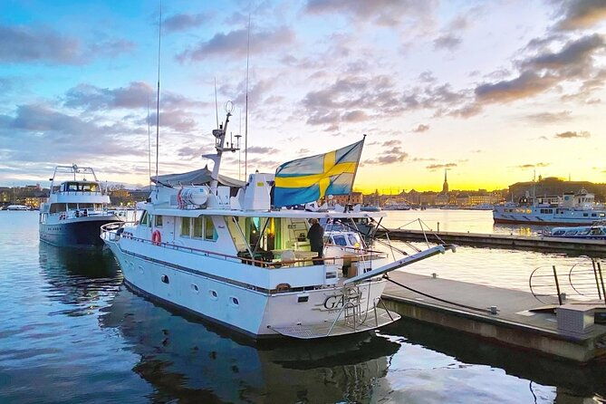 exclusive-yacht-tour-of-stockholm-sunset-dinner-lunch-cruise-4
