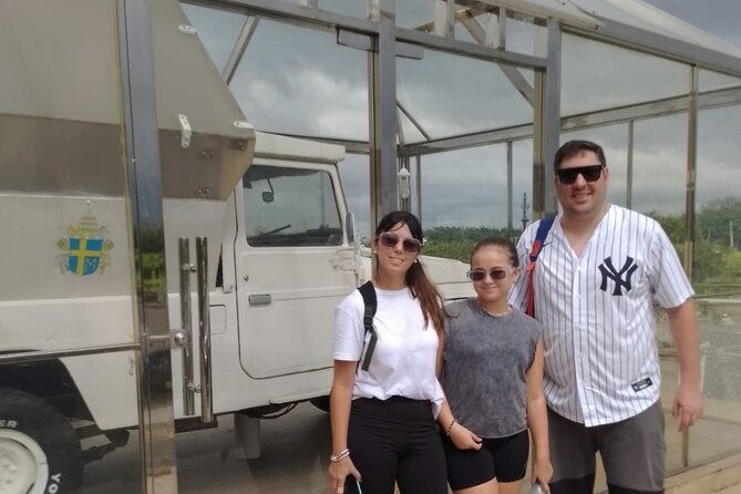 excursion-to-the-three-eyes-park-and-the-colon-lighthouse