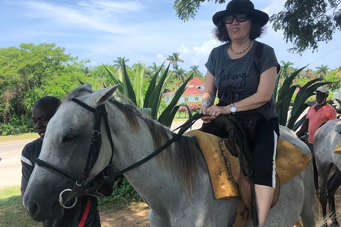 explore-montego-bay-to-horse-back-riding-river-tubing-blue-hole