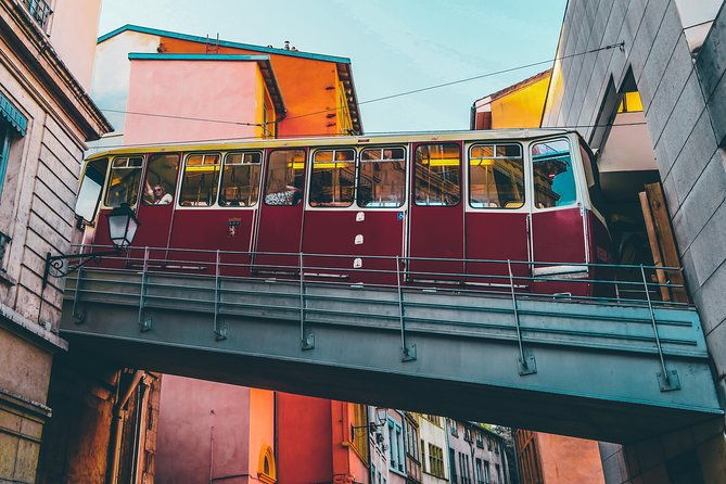 explore-the-instaworthy-spots-of-lyon-with-a-local