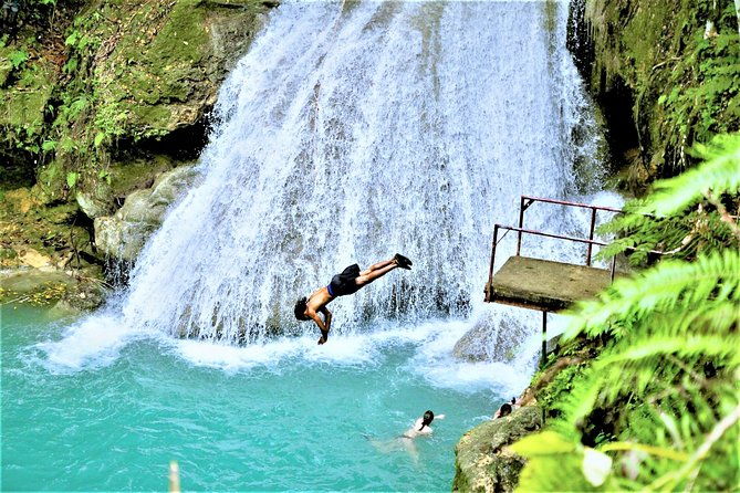 falmouth-shore-excursion-blue-hole-and-secret-falls-express-plus-shopping