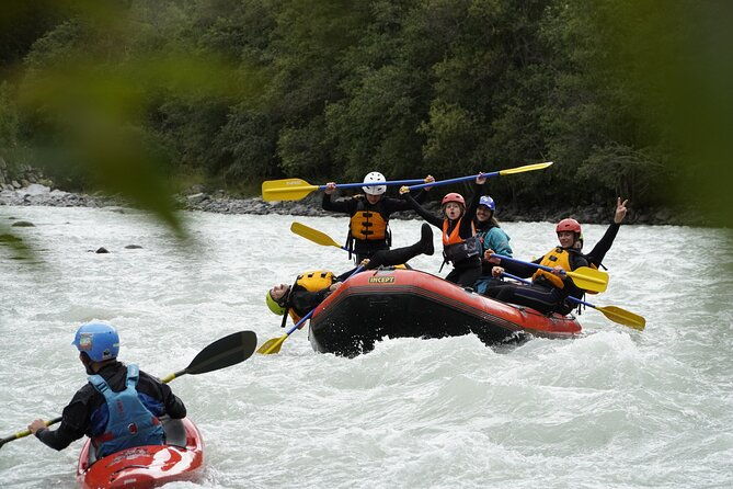 family-rafting-experience-in-engadin