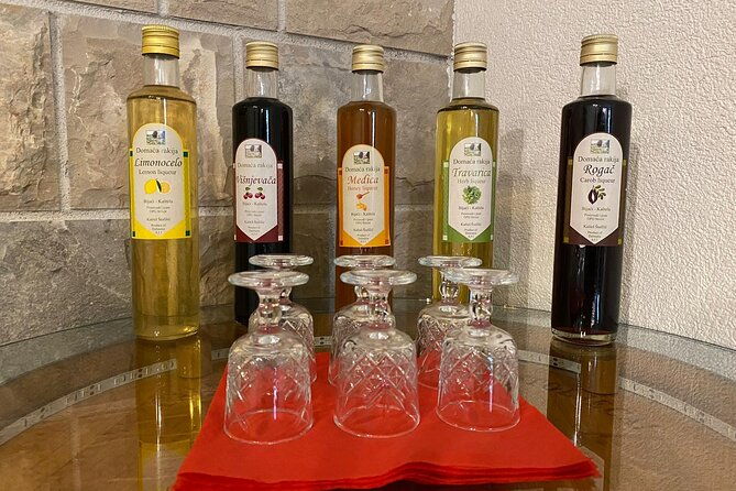 family-run-vineyard-tour-award-winning-wine-tasting-delicacies