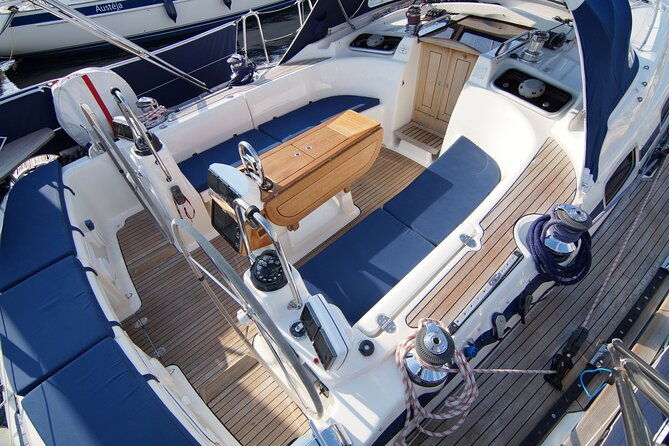 five-star-relax-cruise-sailing-yacht-islands-of-la-maddalena