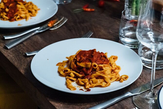 fresh-pasta-and-sauce-making-class-in-new-york