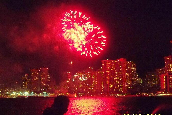 friday-fireworks-dinner-sail-from-the-hilton-hawaiian-village