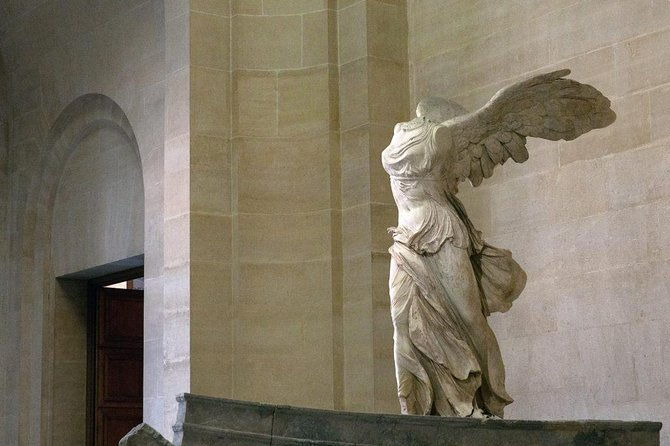 from-louvre-to-street-art-original-museum-guided-tour-skip-the-line