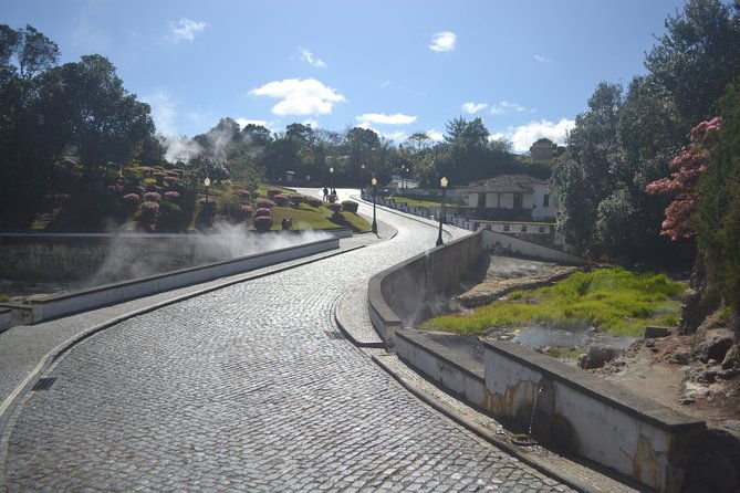 full-day-furnas-volcano-stew-and-hot-springs-2