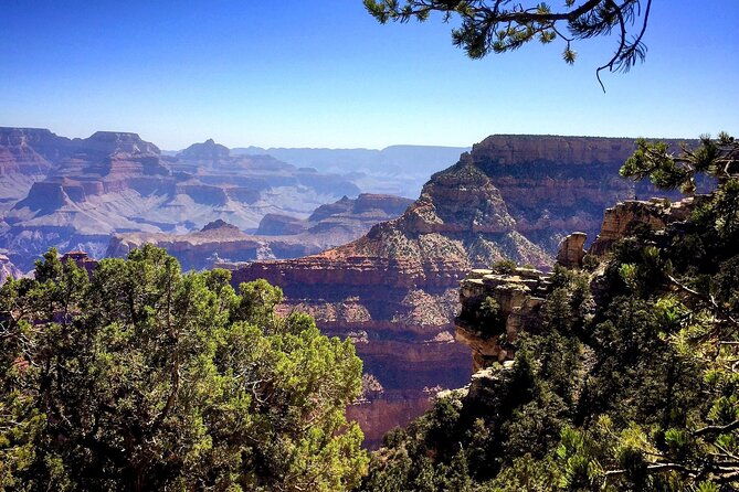 full-day-grand-canyon-indian-ruins-volcano-christian-tour