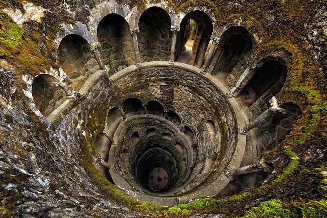 full-day-private-tour-sintra-cabo-da-roca-cascais-2-4-persons