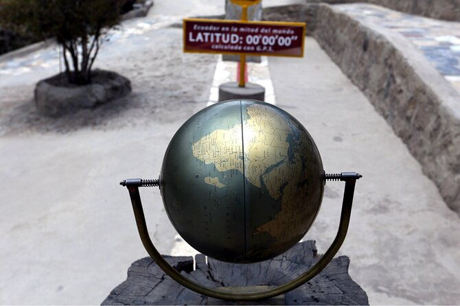 full-day-quito-city-tour-middle-of-the-world-teleferico