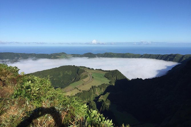 full-day-sete-cidades-and-lagoa-do-fogo-private-4wd-tour-with-lunch