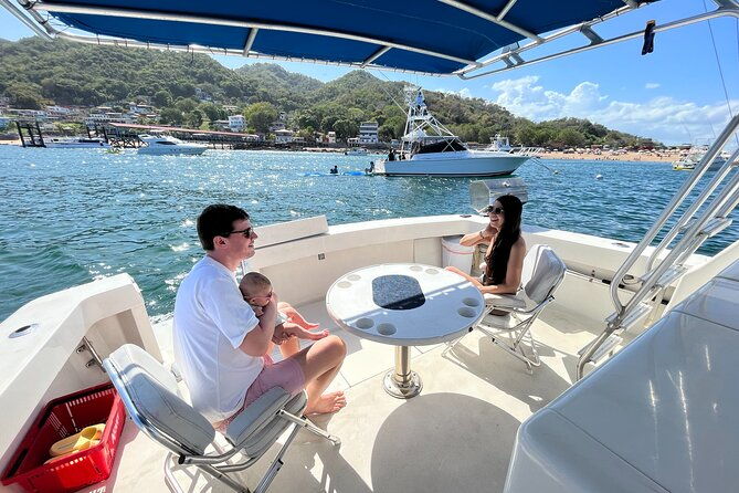 full-day-taboga-island-and-fishing-onboard-a-private-yacht