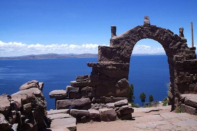 full-day-tour-of-uros-taquile-and-sillustani-from-puno