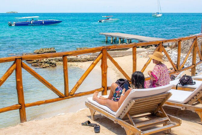 full-day-visiting-3-islands-3-beach-clubs-rosario-barut-bomba