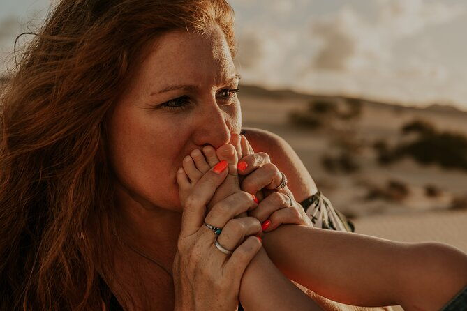 fun-and-spontaneous-family-photoshoot-corralejo-fuerteventura
