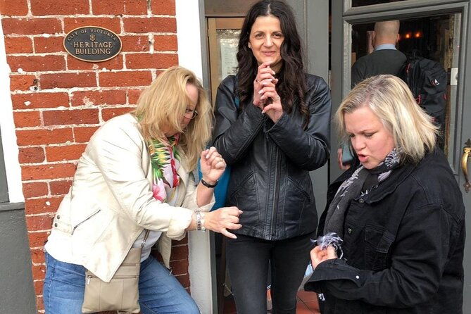 fun-city-scavenger-hunt-in-raleigh-by-wacky-walks