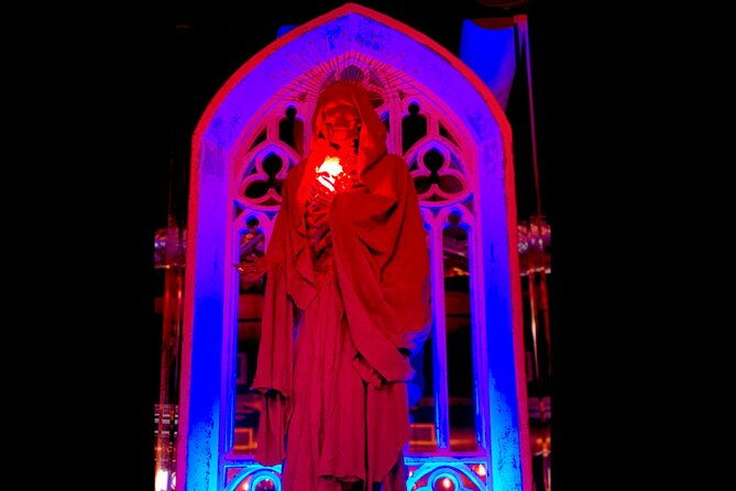 ghost-investigation-tours-with-interactive-paranormal-experience