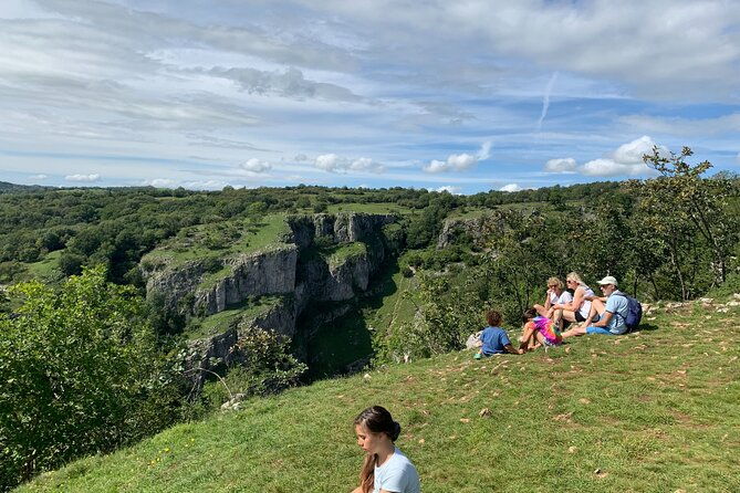 glastonbury-and-cheddar-gorge-guided-day-tour-from-london