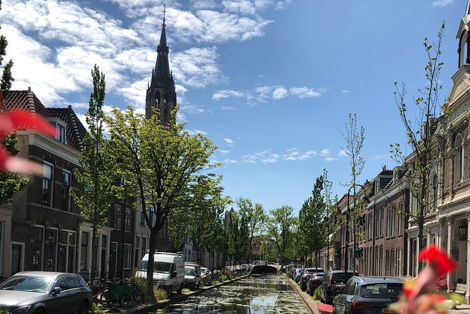 go-cycling-through-delft-culturally-relaxed-with-a-professional-guide