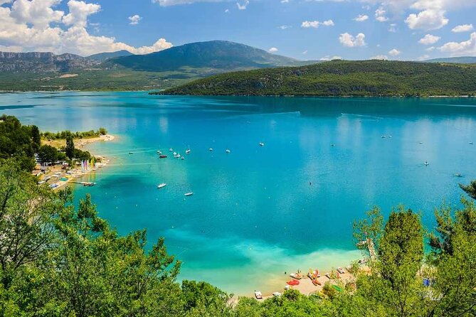 gorges-du-verdon-lavender-fields-picnic-boat-ride-and-villages-2