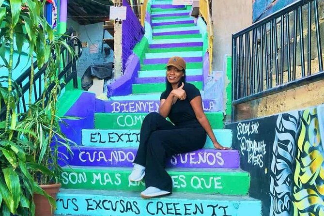 grafitour-comuna-13-more-than-a-tour-an-experience