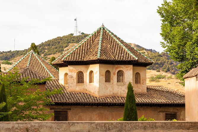 granada-alhambra-scavenger-hunt-and-sights-self-guided-tour